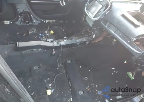 2013 Chrysler 300 Motown из США, поврежденный, VIN 2C3CCARG6DH528173